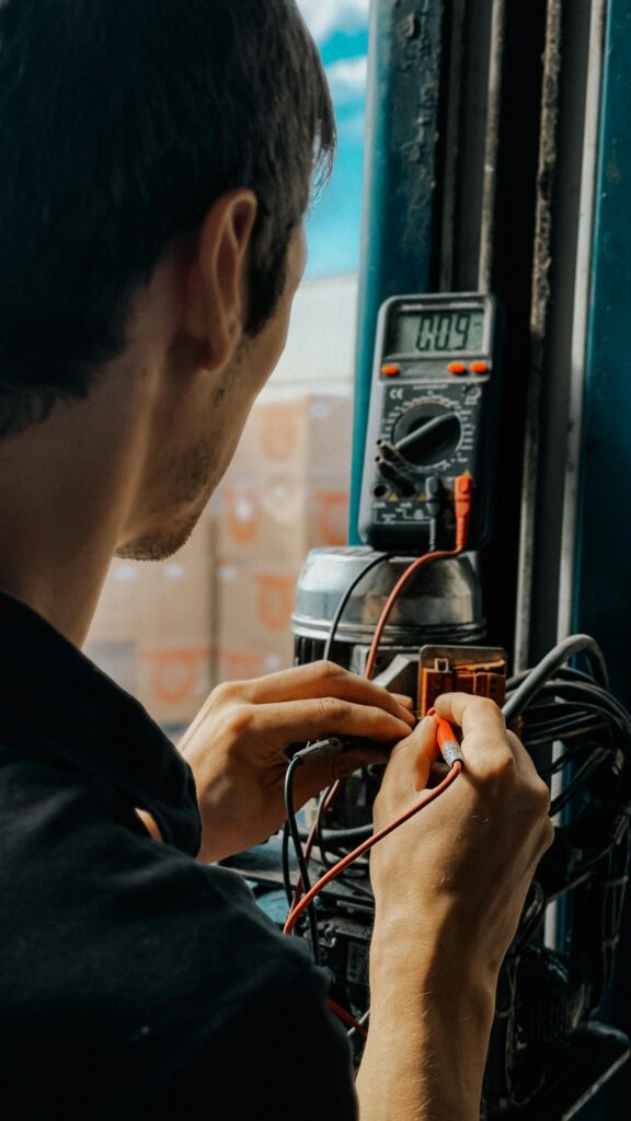 Grid connected solar inverter system developed by Power Electronics Engineer Johannesburg.